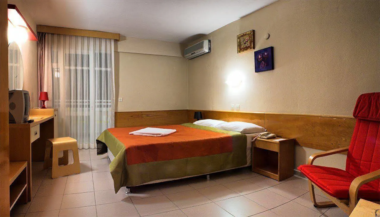 Hotel Golden Gate Kusadası 2*,  Turchia