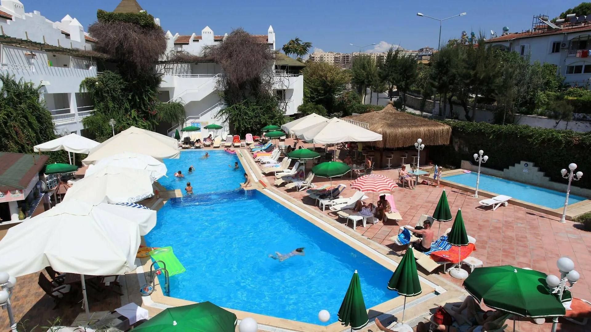 Hotel Golden Gate Kusadası 2*,